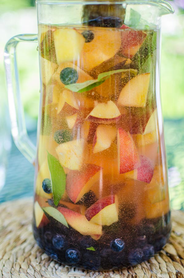 blueberry-peach-rose-sangria